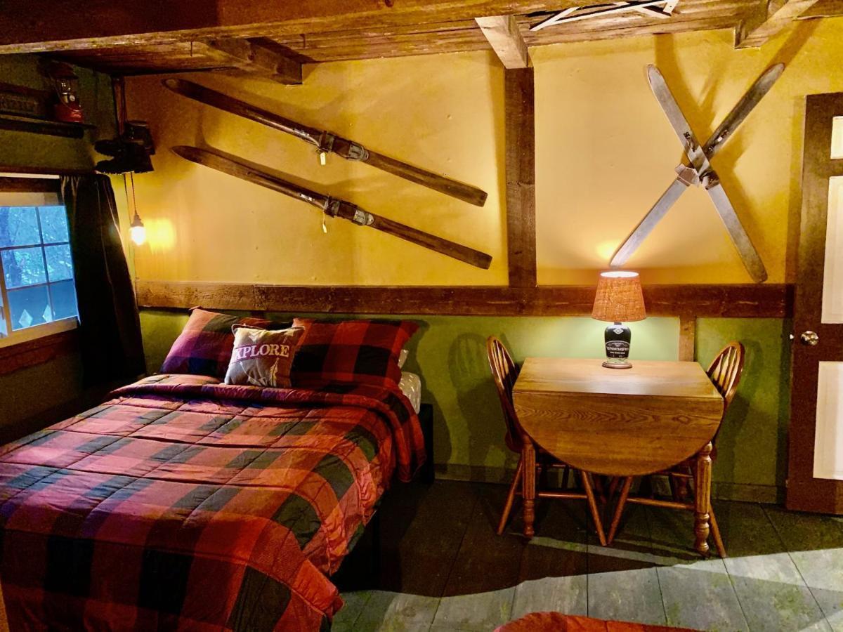 Grunberg Haus Inn & Cabins 沃特伯里 外观 照片