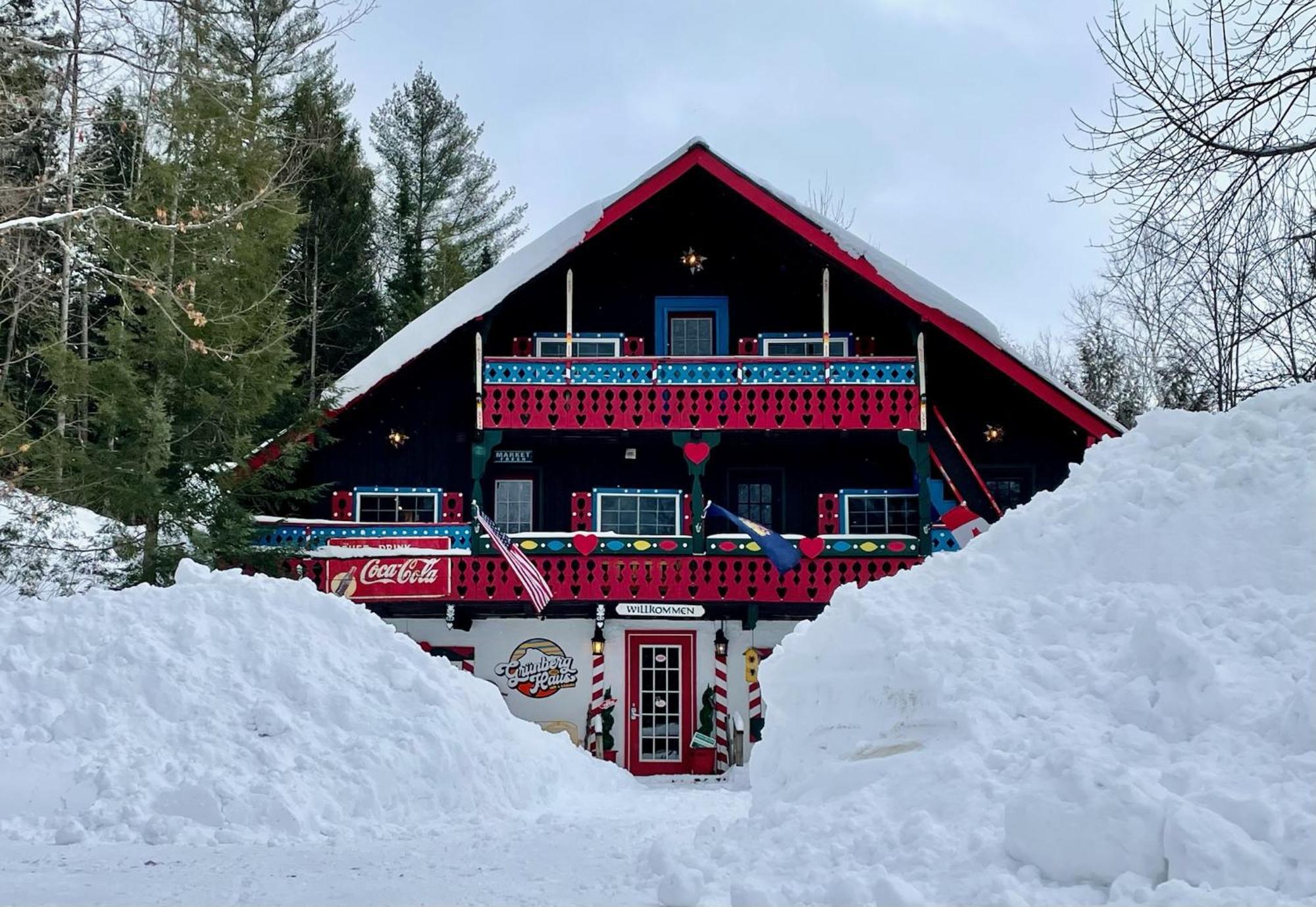 Grunberg Haus Inn & Cabins 沃特伯里 外观 照片